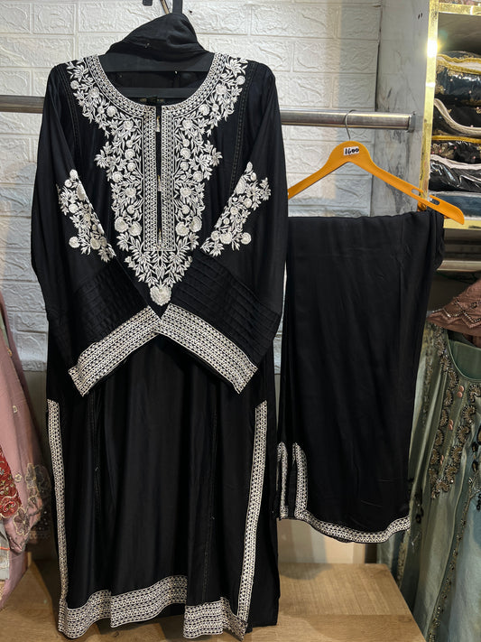 Code - 1197 Karachi suits in plus sizes
