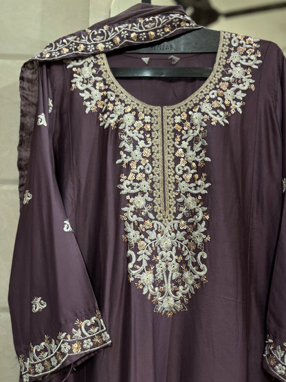 Code - 1127-A karachi suit