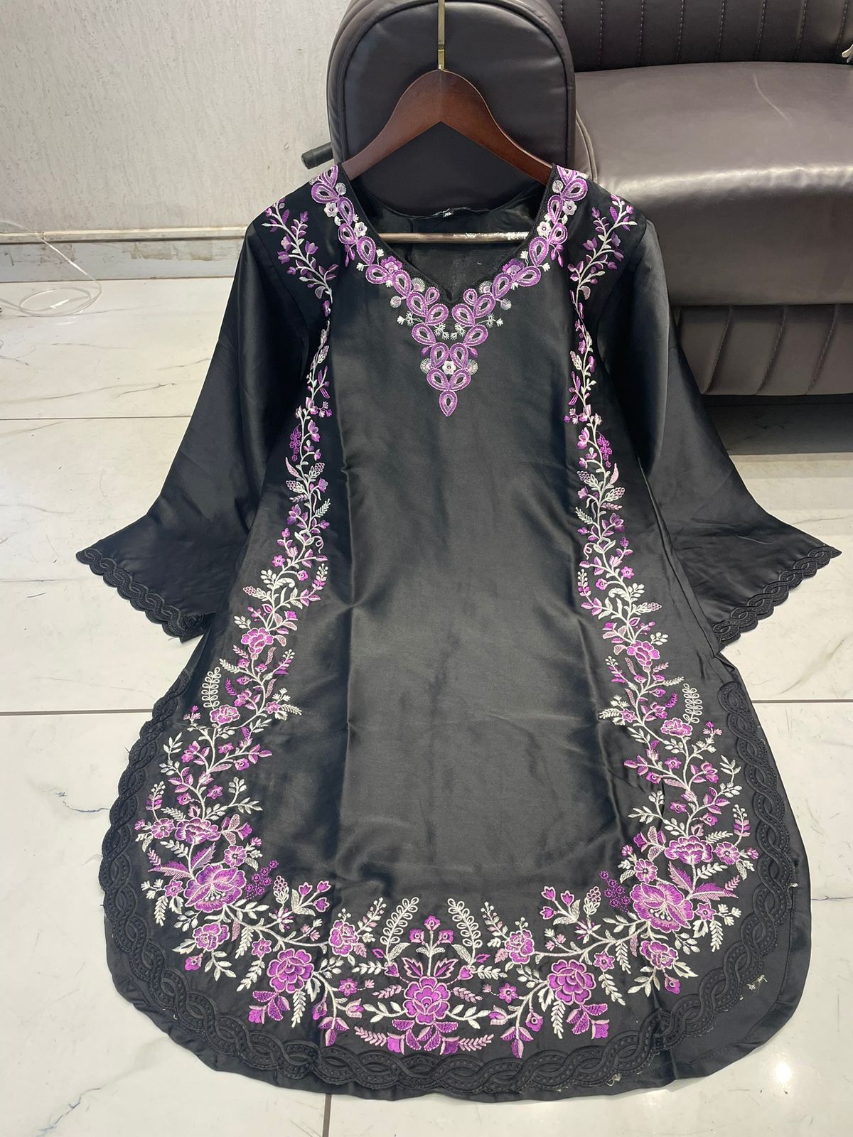 Code - 1176 Pakistani smart formals