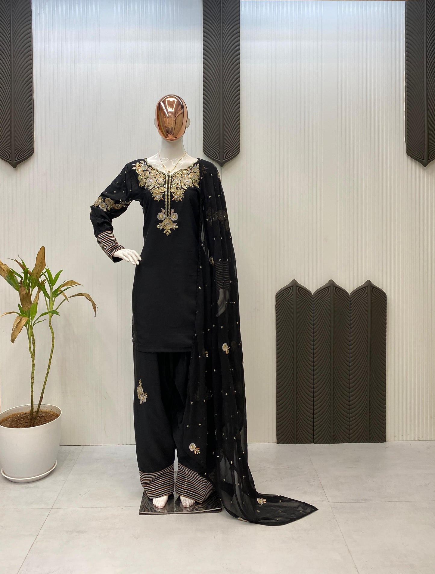 Code - 1151 Designer farshi shalwar Pakistani short kameez pattern