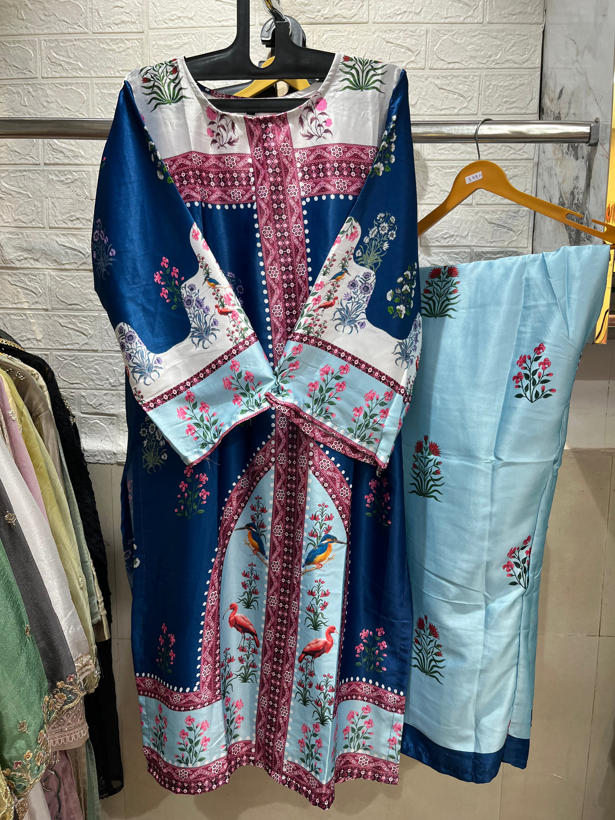 Code 1128 Printed silk Cordsets