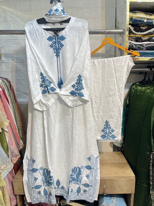 Code - 1194 Long pakistani kaftans karachi suits
