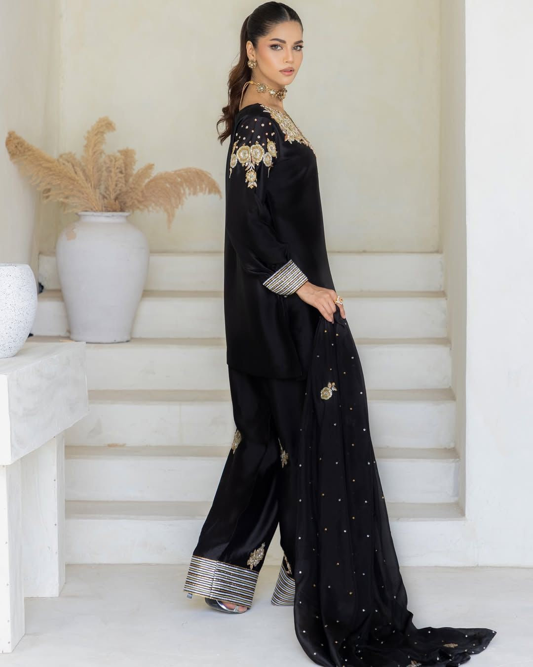Code - 1151 Designer farshi shalwar Pakistani short kameez pattern