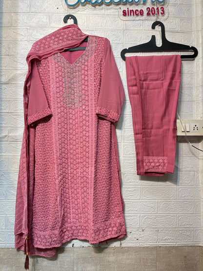 Code - 1113 pakistani suits