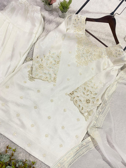 Code- 1144 Pakistani short farshi shalwar suit with cutwork details