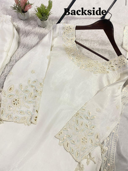 Code- 1144 Pakistani short farshi shalwar suit with cutwork details