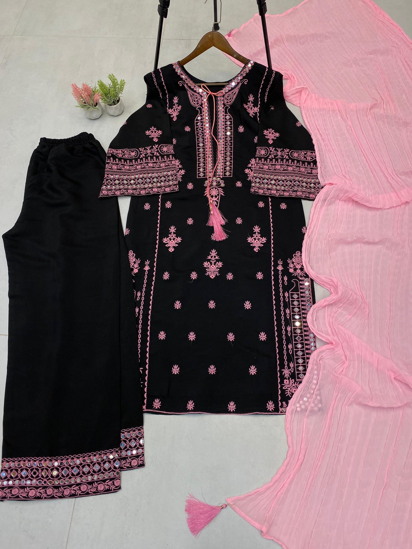 Code- 1152 Mirror Work Collection