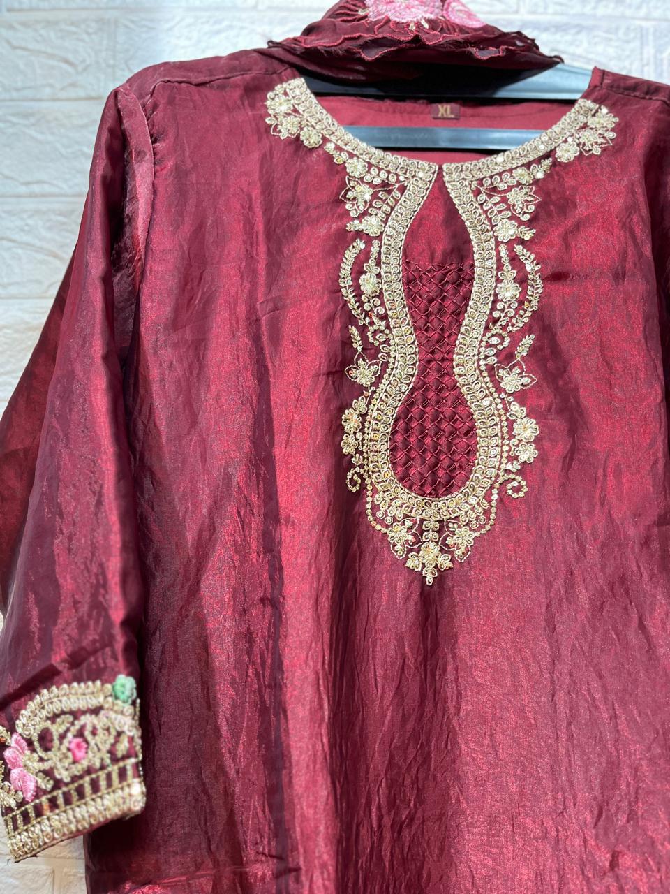 Code- 1145 Pakistani Hania Amir pattern trending farshi shalwar suit