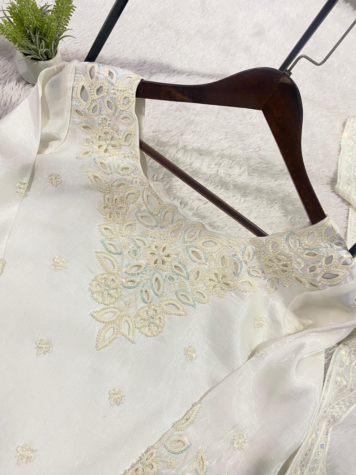 Code- 1144 Pakistani short farshi shalwar suit with cutwork details